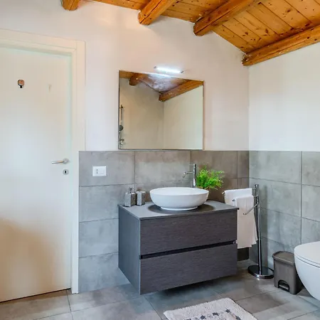 Gentile By Interhome * Dosso del Liro