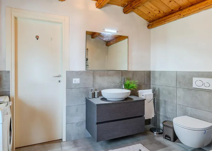 Gentile By Interhome * Dosso del Liro